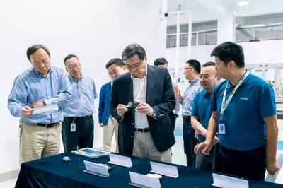 上汽集團(tuán)黨委書(shū)記、董事長(zhǎng)陳虹一行深入市場(chǎng)調(diào)研，共話產(chǎn)業(yè)發(fā)展新機(jī)遇